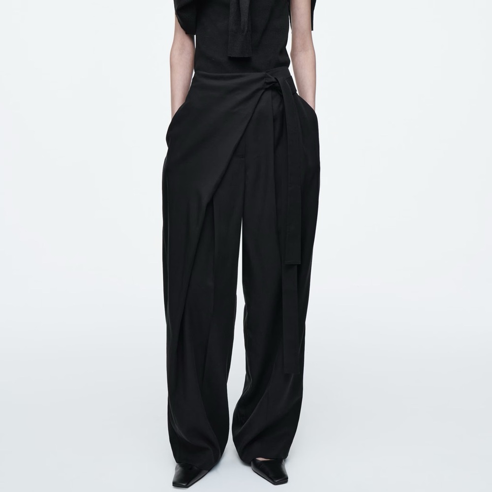 COS BNWOT Black Fluid Wrap Pants